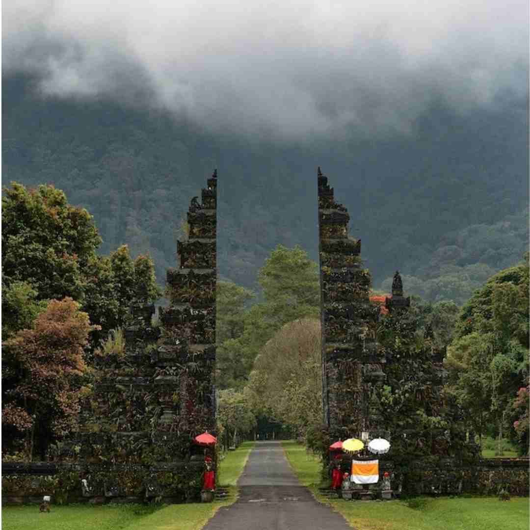 Handara Gate